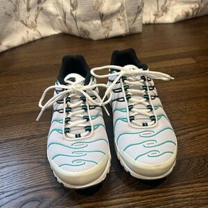 Men’s Nike Sneakers